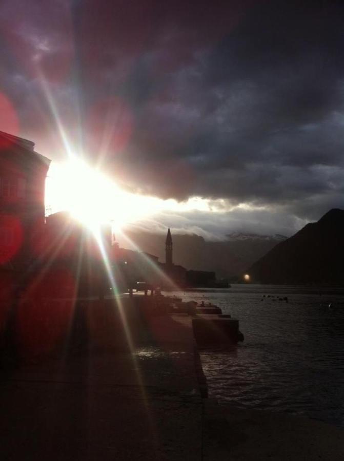 Kazerma Apartment Perast Eksteriør bilde